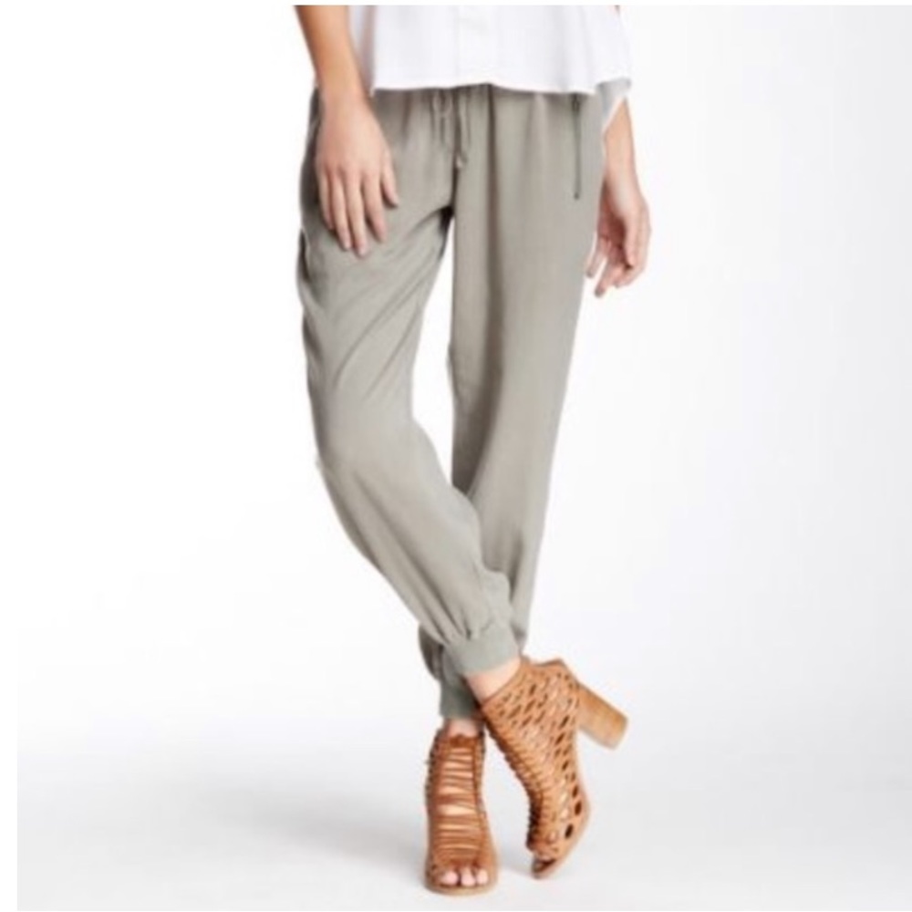 Bella Dahl Zip Joggers